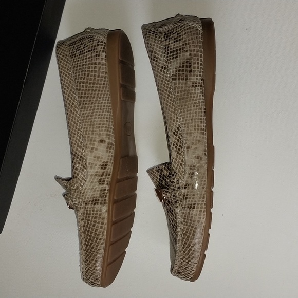 COACH Slip-On Driver Shoe  Leather Snakeskin Goldtone Coach Bar  Size 9 - Picture 8 of 12